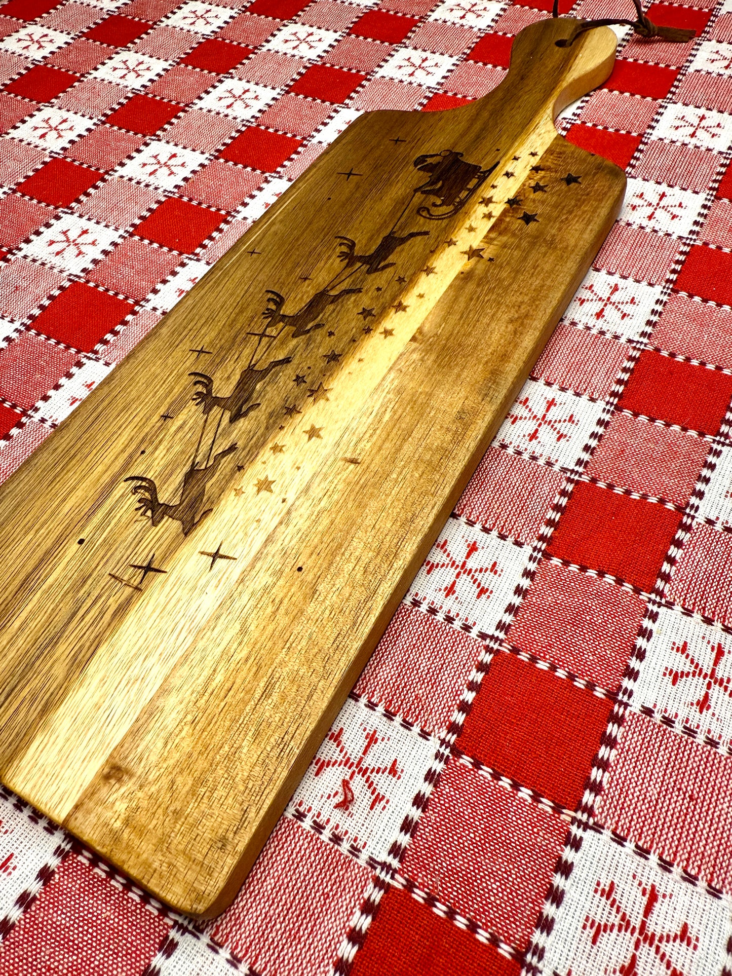 Santa and Reindeer SleighServing Board, Custom Engraved Charcuterie Tray