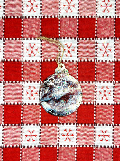 Resin ornaments